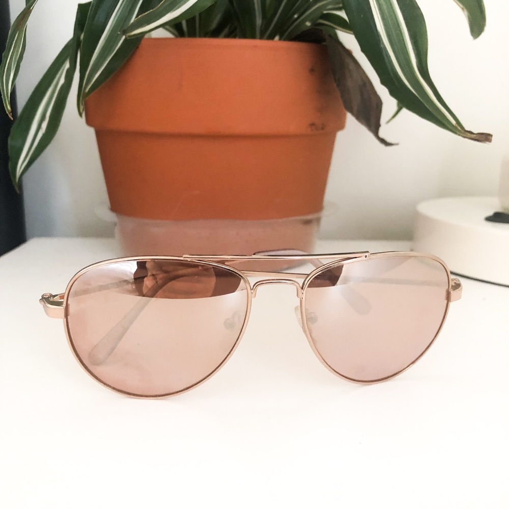 Blush tone aviator sunglasses